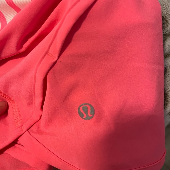 Lululemon Speed Up Shorts 2.5 - Picture 3 of 5